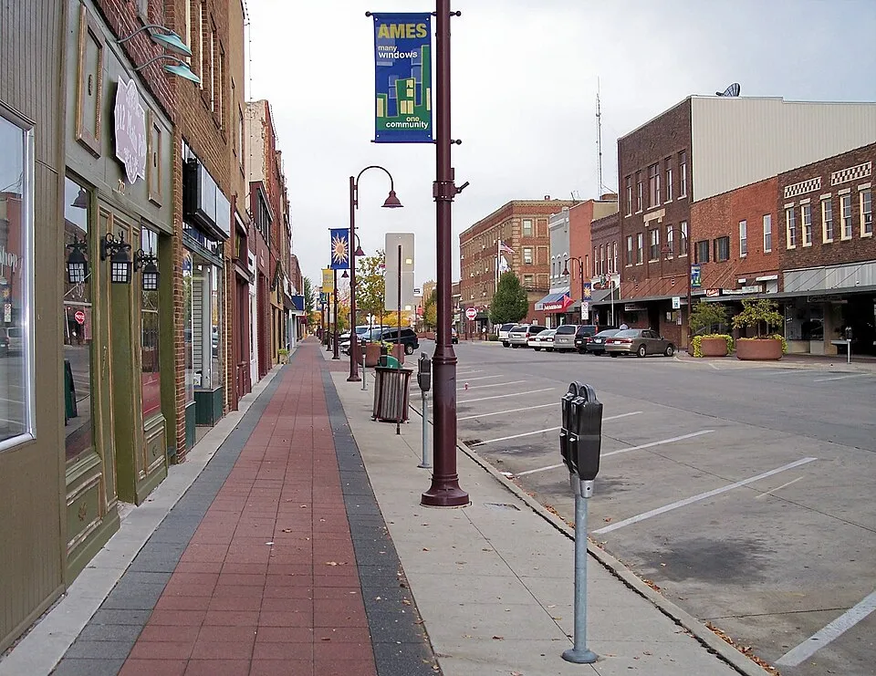 Ames, Iowa: Ames Iowa Main Street