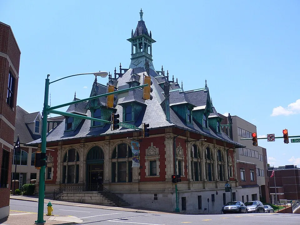 Clarksville, Tennessee: ClarksvilleTN VisitorCenter