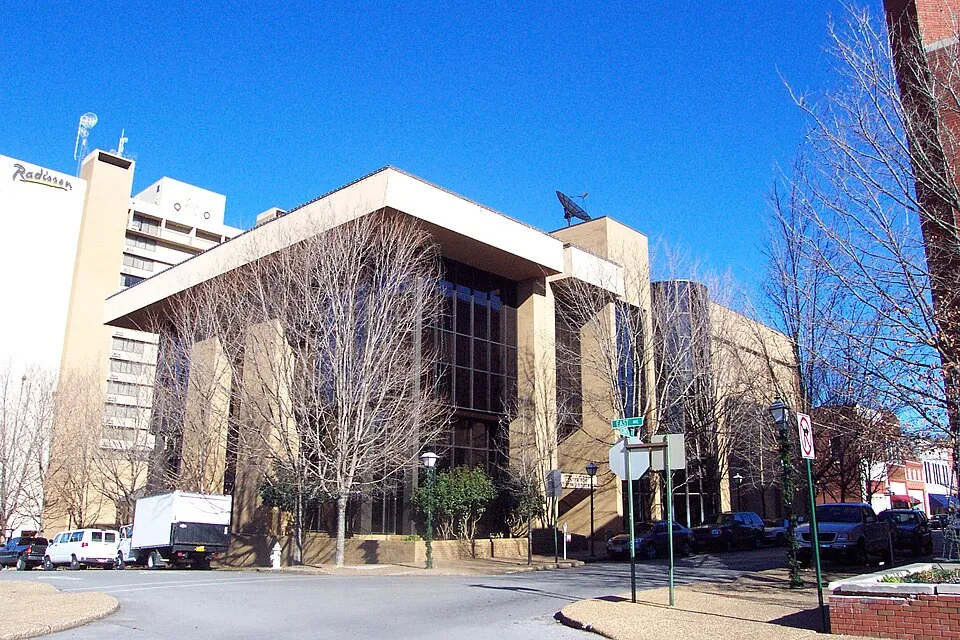 Fayetteville, Arkansas: Fayetteville UA