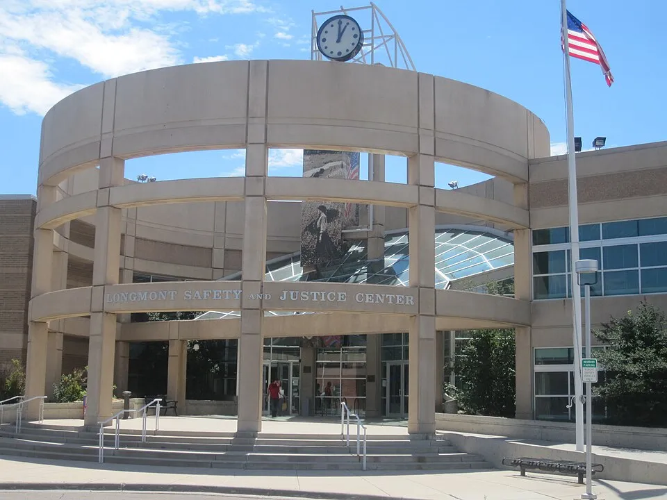 Longmont, Colorado: Longmont, CO, Safety and Justice Center IMG 5217