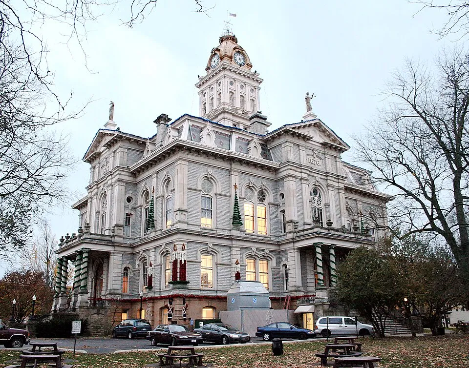 Newark, Ohio: Newark-ohio-courthouse