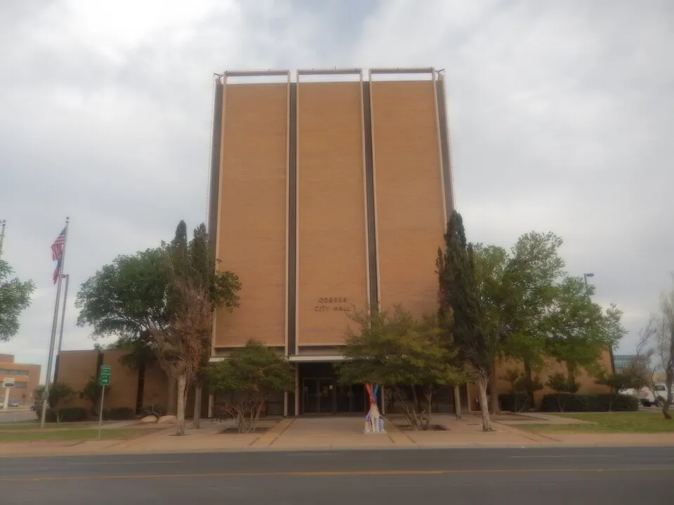 Odessa, Texas: Odessa, TX, City Hall DSCN0985