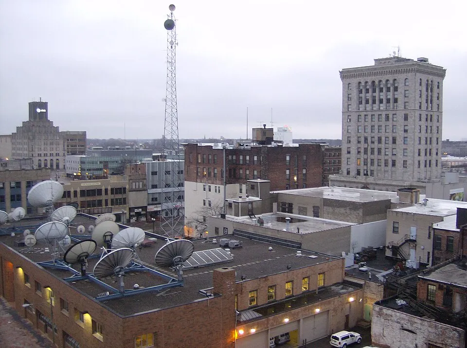 Saginaw, Michigan: Saginaw, MI skyline as seen from the Bearinger Building