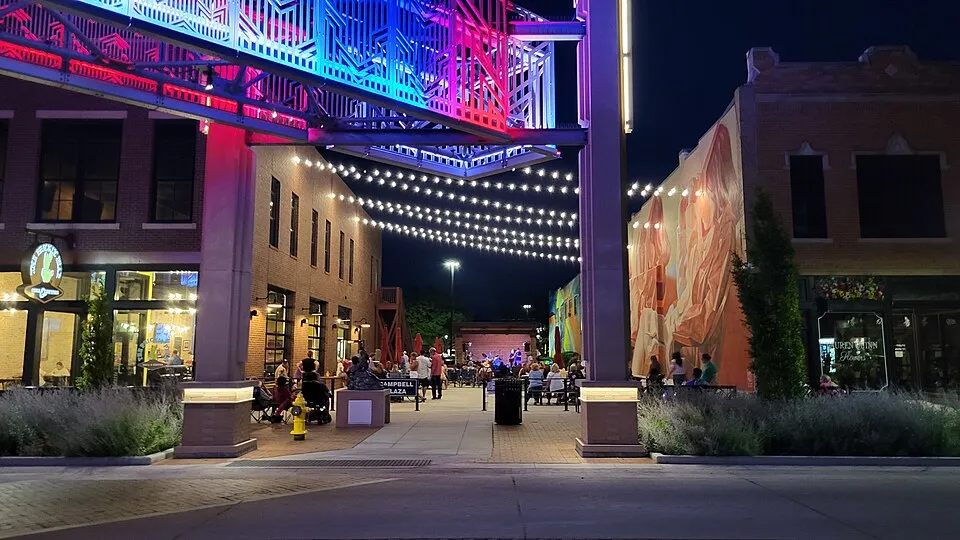 Salina, Kansas: Downtown Performance Space in Salina Kansas