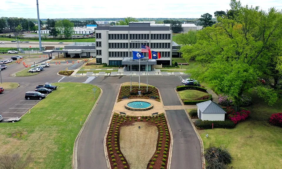 Southaven, Mississippi: Southaven City Hall (2022)